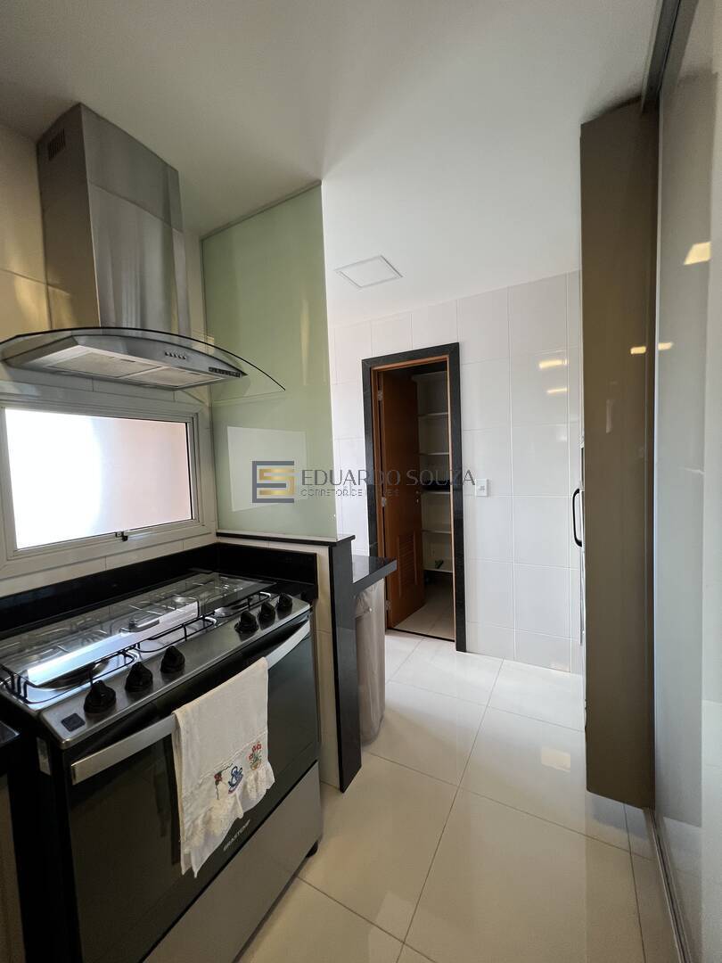 Apartamento à venda com 4 quartos, 150m² - Foto 9