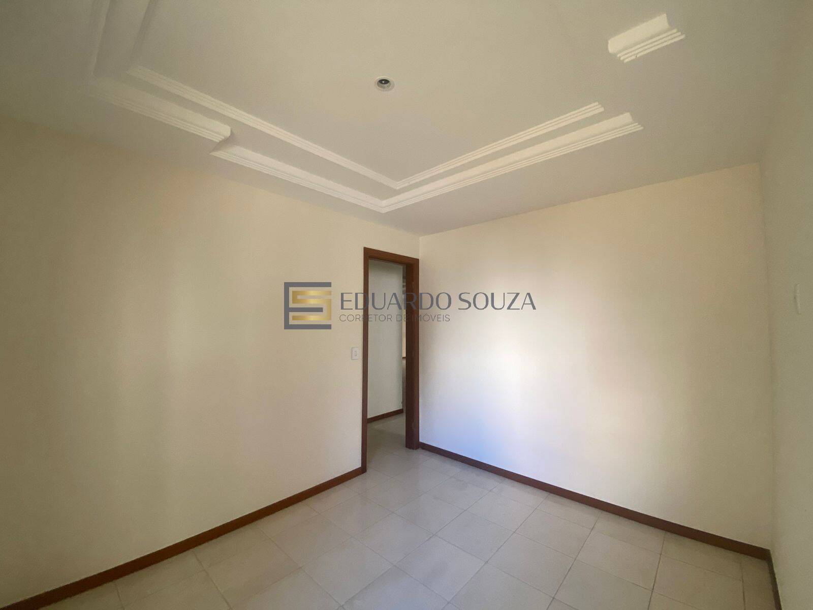 Apartamento à venda com 4 quartos, 143m² - Foto 15