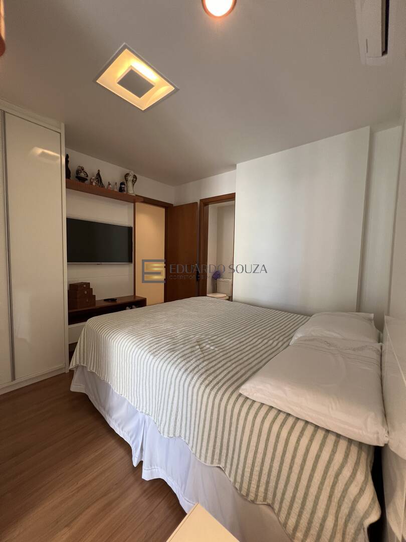 Apartamento à venda com 3 quartos, 115m² - Foto 11