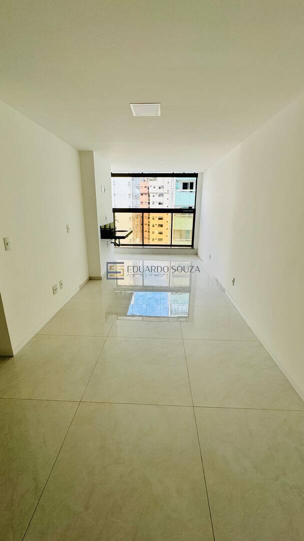 Apartamento à venda com 3 quartos, 105m² - Foto 4