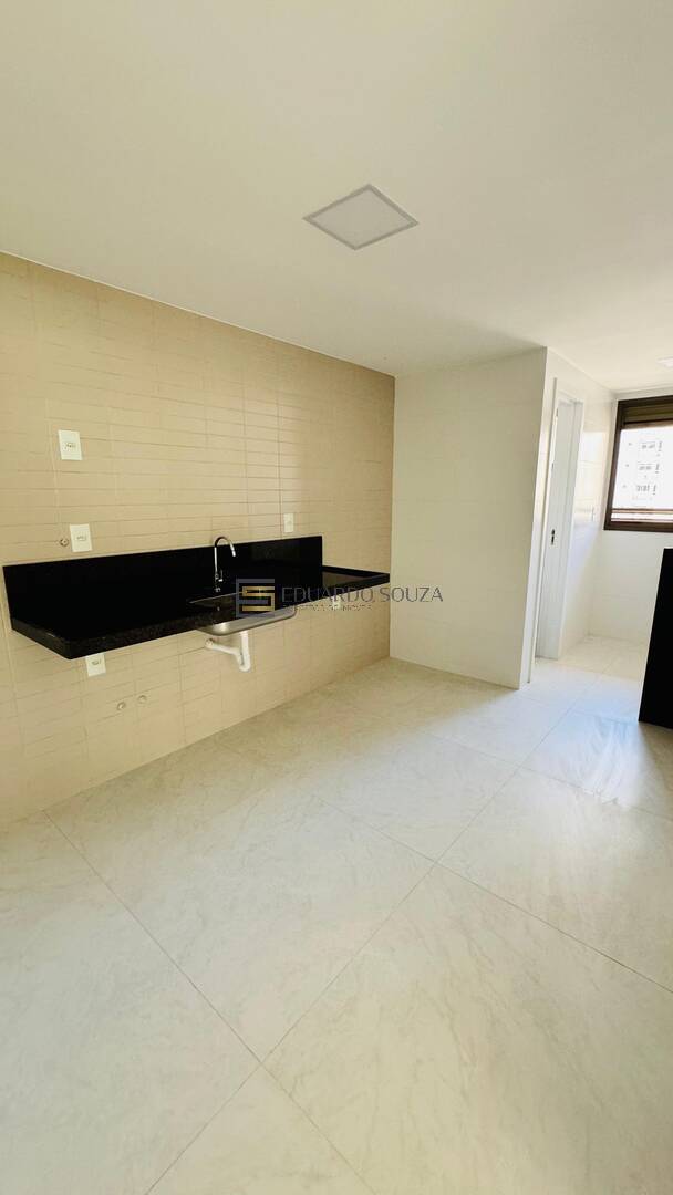 Apartamento à venda com 3 quartos, 105m² - Foto 15