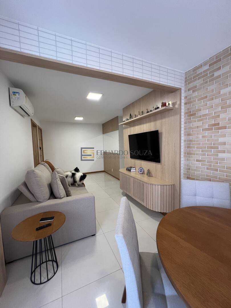 Apartamento à venda com 3 quartos, 100m² - Foto 3