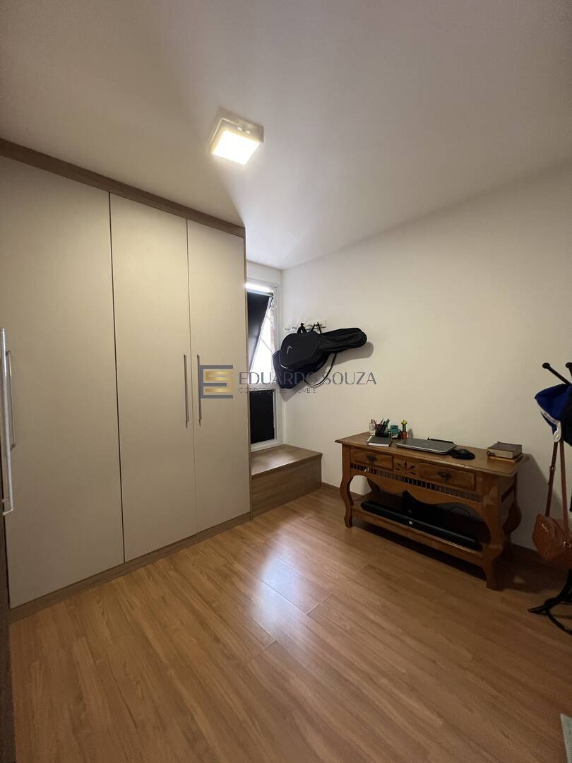 Apartamento à venda com 3 quartos, 100m² - Foto 9