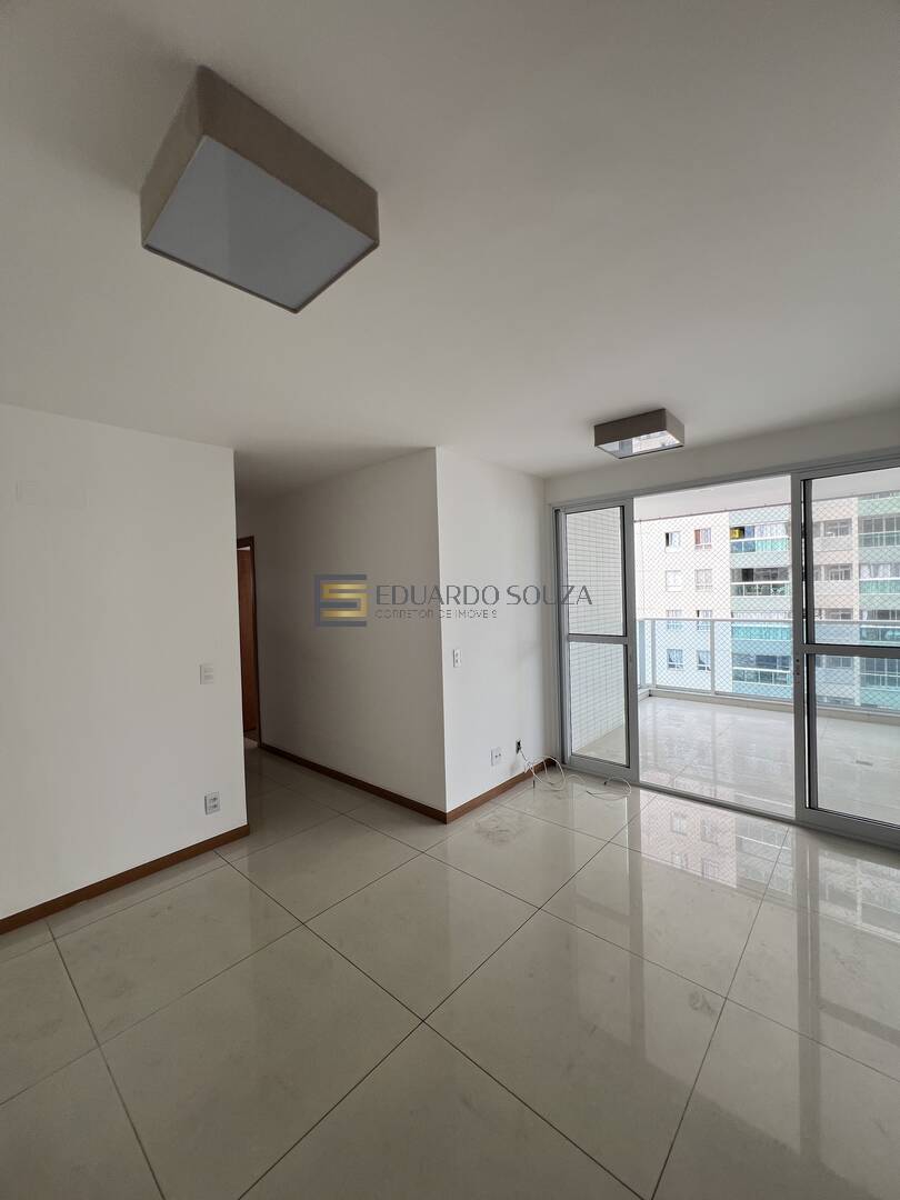 Apartamento à venda com 3 quartos, 90m² - Foto 5