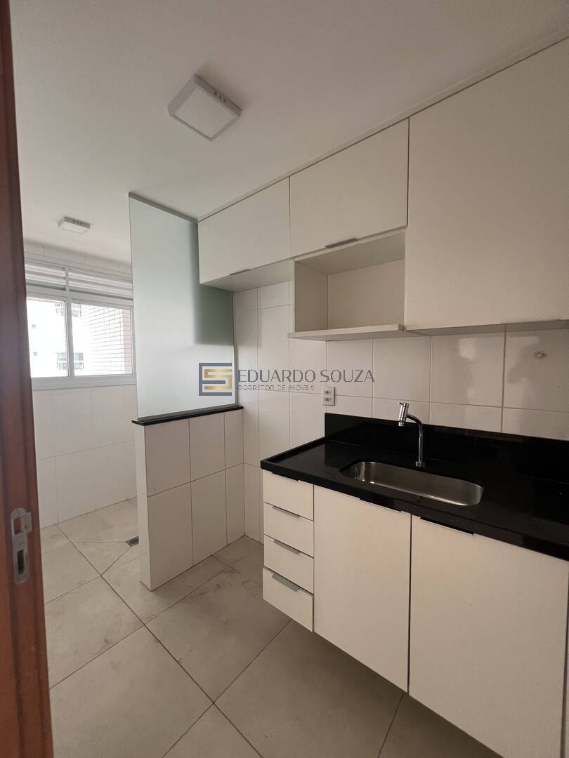 Apartamento à venda com 3 quartos, 90m² - Foto 8