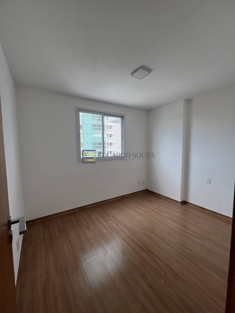 Apartamento à venda com 3 quartos, 90m² - Foto 11