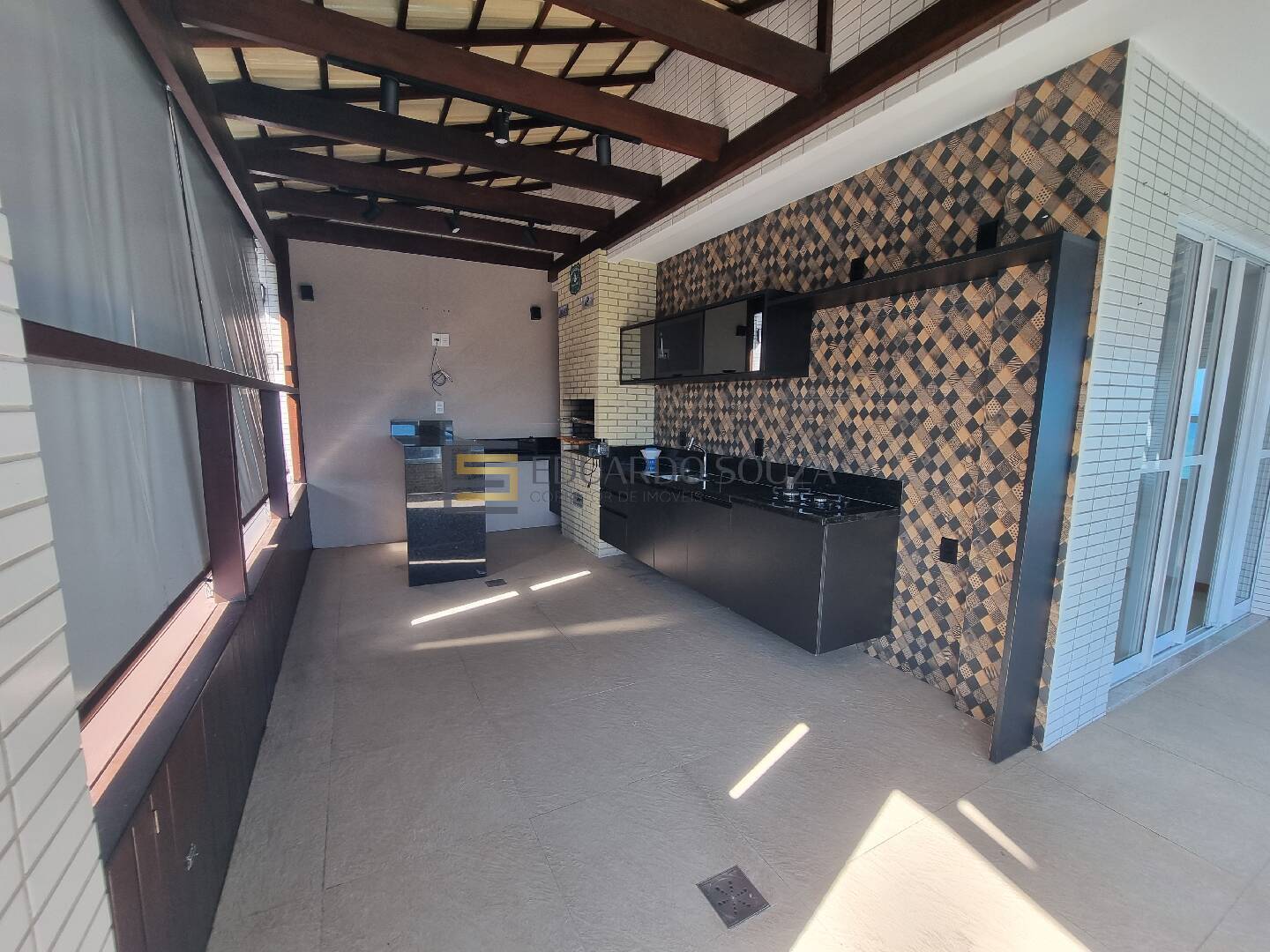 Cobertura à venda com 3 quartos, 180m² - Foto 3